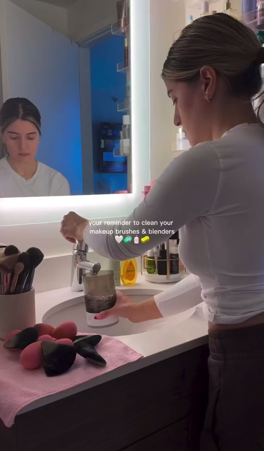 Electric Makeup Brush Cleaner